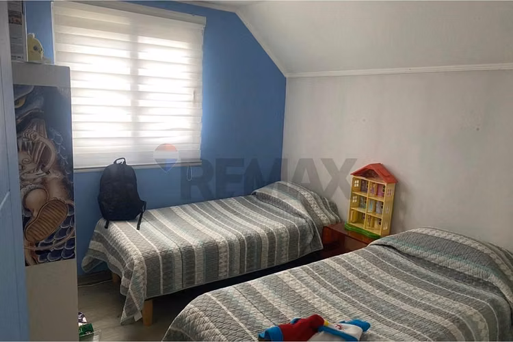 Casa con piscina, quincho y ac en buin - Imagen 16