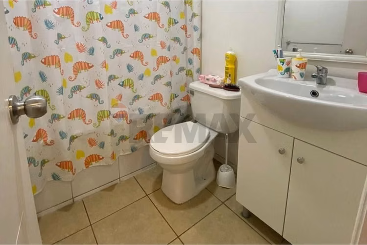 Casa con piscina, quincho y ac en buin - Imagen 24