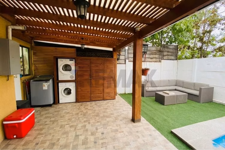 Casa con piscina, quincho y ac en buin - Imagen 22