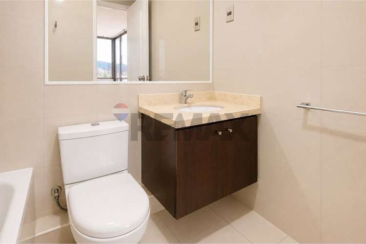 Venta depto. maira - lo barnechea 3d 3b 1bod - Imagen 9