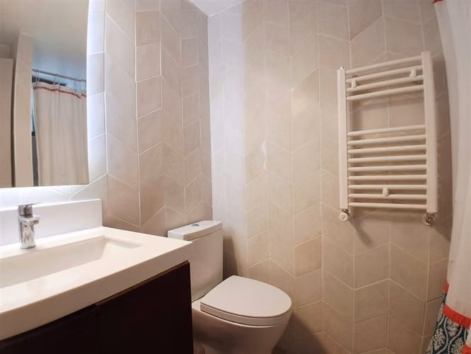 DEPARTAMENTO VENDE EXCLUSIVO DEPTO REMODELADO ORILLA DE MAR. 4D 4B 2E 1B. REÑACA - Imagen 13
