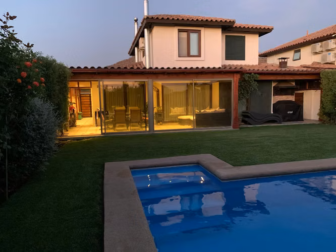 VENTA AYRES DE CHICUREO ACCESO A LA LAGUNA 4D 3B PISCINA