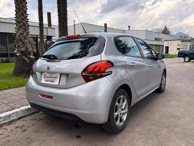 Peugeot 208 2018 - Imagen 4