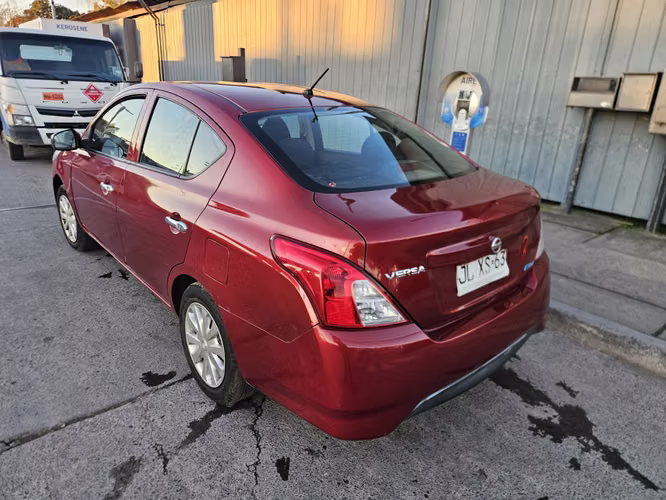 Nissan Versa Sense 1.6 2017 - Imagen 5