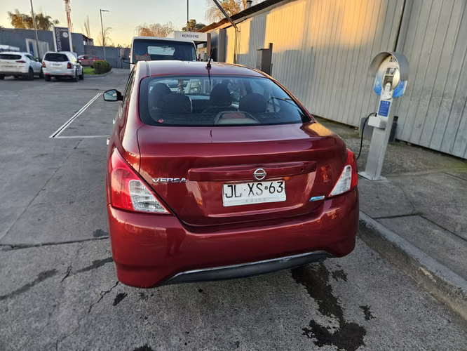 Nissan Versa Sense 1.6 2017 - Imagen 6