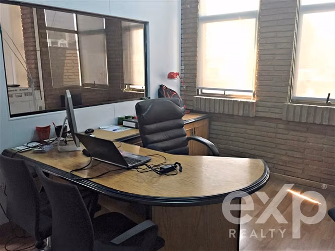 Mapocho con Libertad Bodega con oficinas arriendo Santiago - Imagen 9