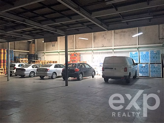 Mapocho con Libertad Bodega con oficinas arriendo Santiago - Imagen 15
