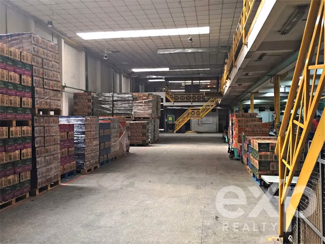 Mapocho con Libertad Bodega con oficinas arriendo Santiago - Imagen 4