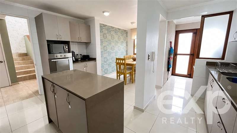 Casa en venta de 6 dorm. Chicureo - Imagen 3