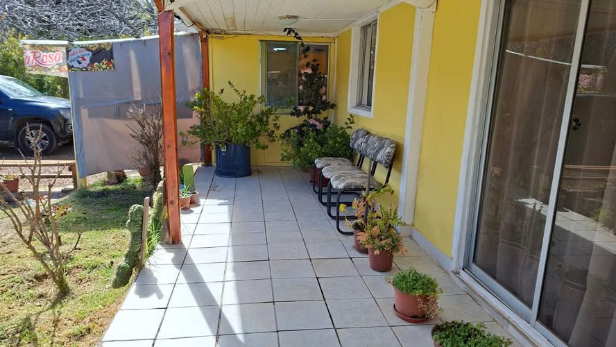 Casa con quincho, piscina y 4.124 m² en sector Hidalgo - Imagen 8