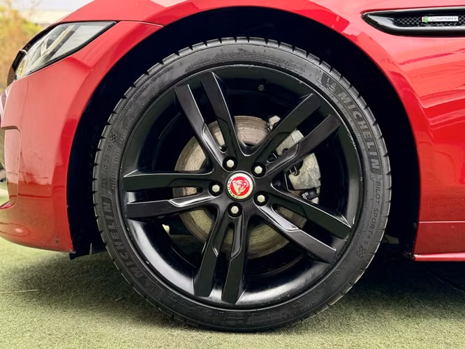 JAGUAR XE 2.0I R-SPORT - 2016 | 4553 - Imagen 9
