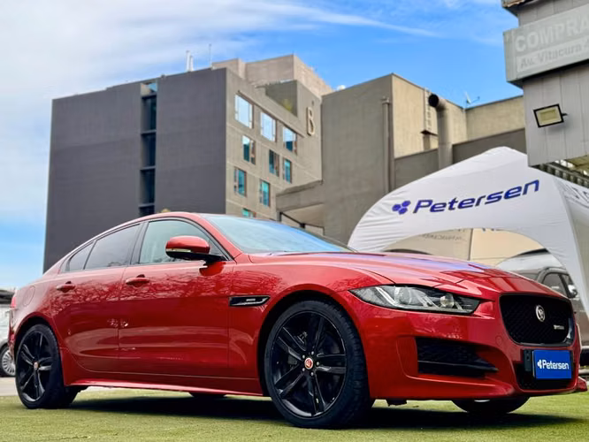JAGUAR XE 2.0I R-SPORT - 2016 | 4553