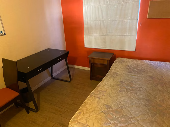 SE ARRIENDA DEPARTAMENTO AMOBLADO 2/D, 1/B SECTOR SUR CALLE LLULLAILLACO - Imagen 6