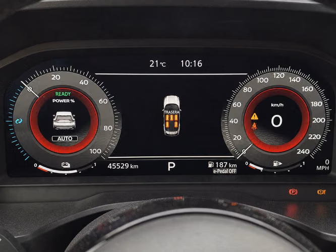 NISSAN X-TRAIL E-POWER EXCLUSIVE 3ROW AWD - 2024 | 4568 - Imagen 10