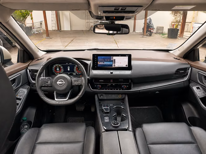 NISSAN X-TRAIL E-POWER EXCLUSIVE 3ROW AWD - 2024 | 4568 - Imagen 12