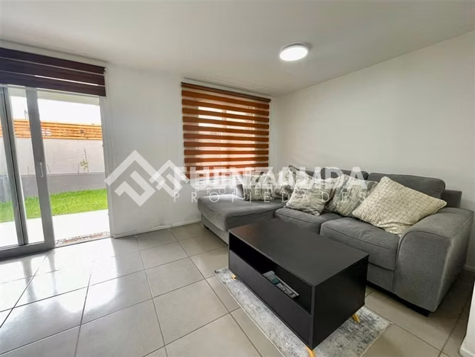 Casa en arriendo de 3 Dorm + 3 Baños + 3 Estac en P. Hurtado - Imagen 3