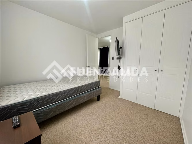 Casa en arriendo de 3 Dorm + 3 Baños + 3 Estac en P. Hurtado