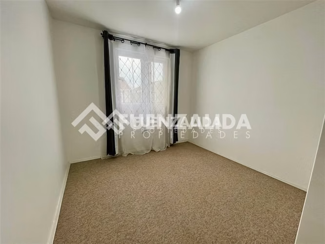 Casa en arriendo de 3 Dorm + 3 Baños + 3 Estac en P. Hurtado