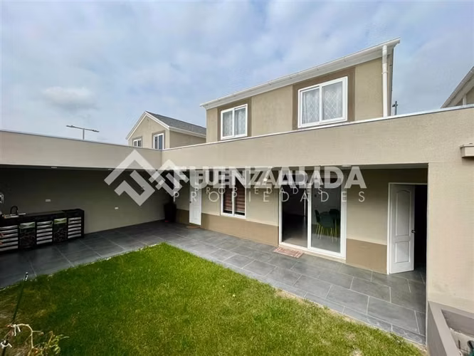Casa en arriendo de 3 Dorm + 3 Baños + 3 Estac en P. Hurtado - Imagen 2