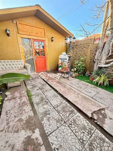 Casa en venta de 3 dorm + 3 Baños + Estac. en Maipú - Imagen 2