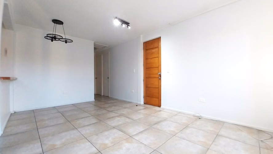 Sector Valle Tranquilo - Excelente y Cómoda Casa - Cercana a Colegios y Comercio - Imagen 7