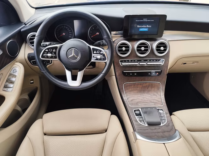 MERCEDES BENZ GLC 220D