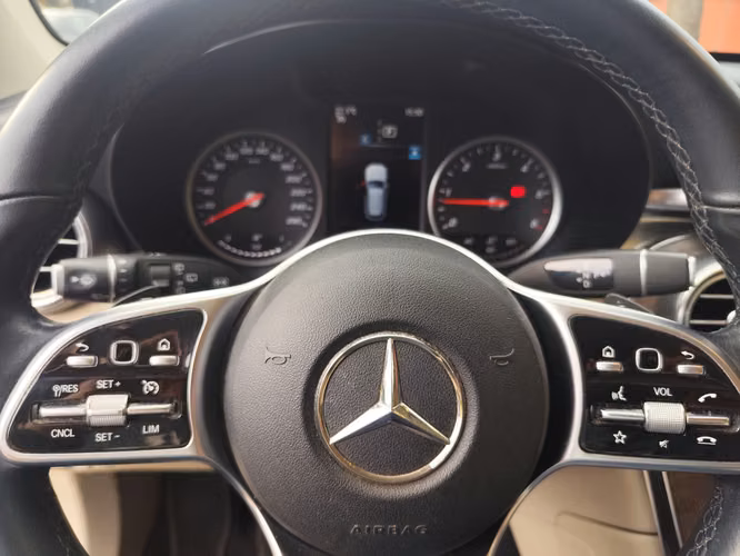 MERCEDES BENZ GLC 220D
