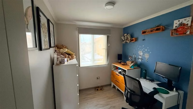 Se vende hermosa casa 3H,3B, estacionamiento y piscina. - Imagen 6