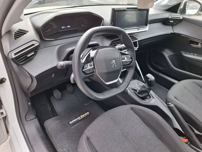 PEUGEOT 208 2023 - Imagen 12