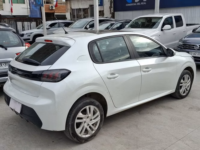 PEUGEOT 208 2023 - Imagen 7
