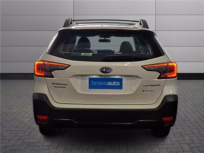 SUBARU OUTBACK 2023