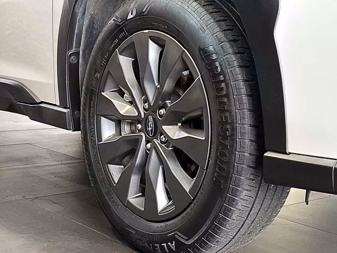 SUBARU OUTBACK 2023