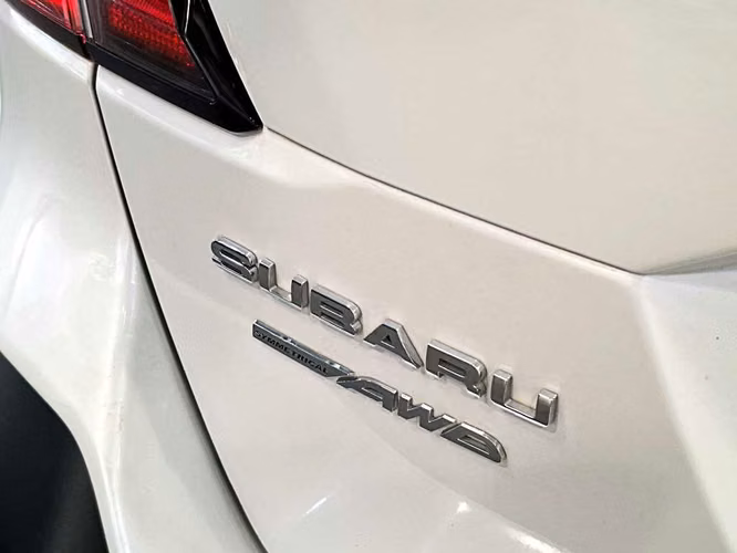 SUBARU OUTBACK 2023