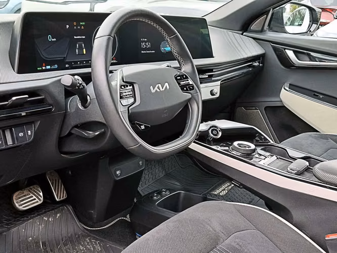 KIA EV6 2024