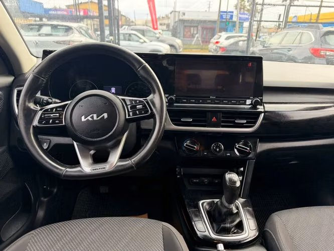 KIA SELTOS 2023