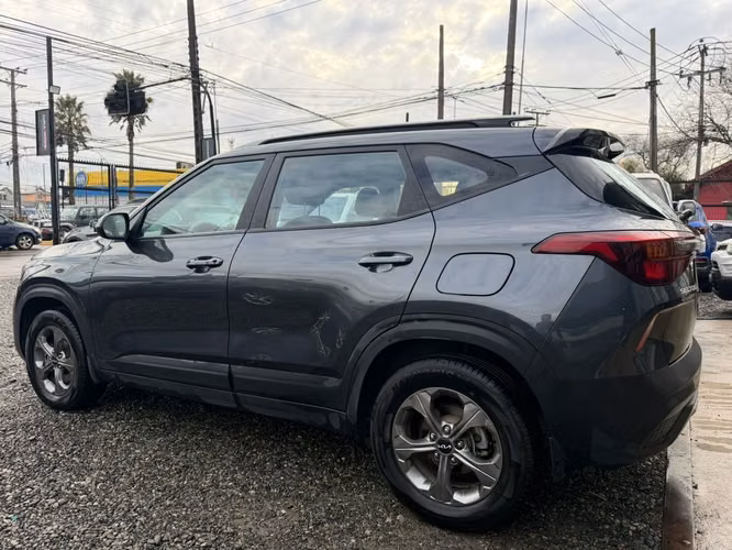 KIA SELTOS 2023
