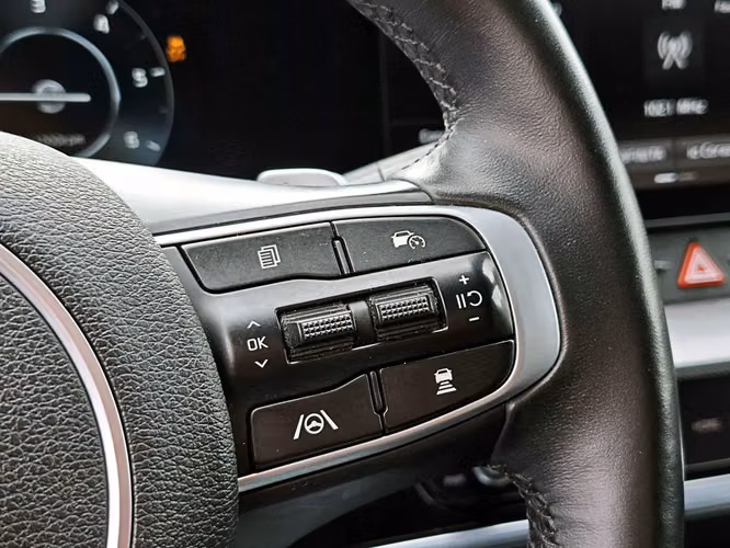 KIA SPORTAGE 2024 - Imagen 17