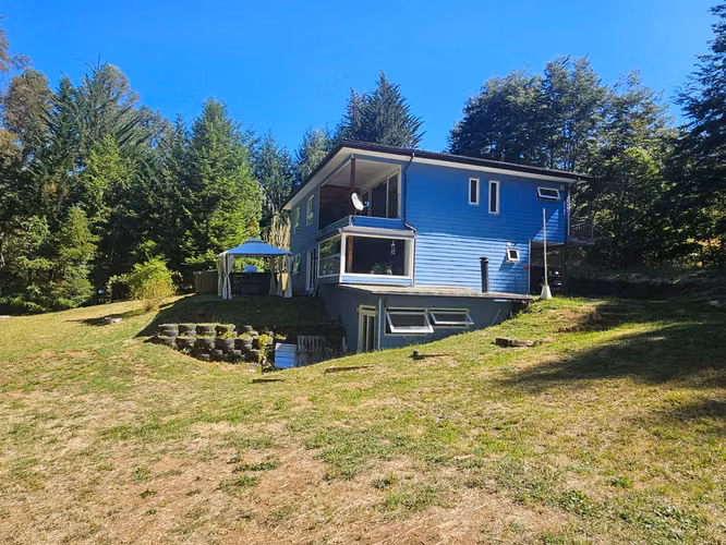 CASA EN PICHIHUAPE DE 5 DORMITORIOS A MINUTOS DE VALDIVIA