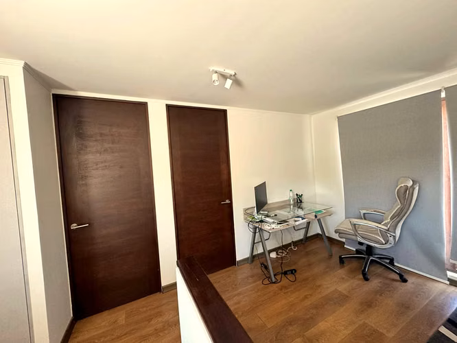 Casa 3D3B Con Piscina, Terraza Y Walk-in Closet, Colina