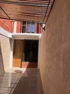Arriendo Casa 2 Pisos - Sector Parque Centenario | $700.000