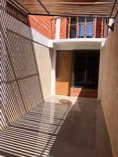 Arriendo Casa 2 Pisos - Sector Parque Centenario | $700.000
