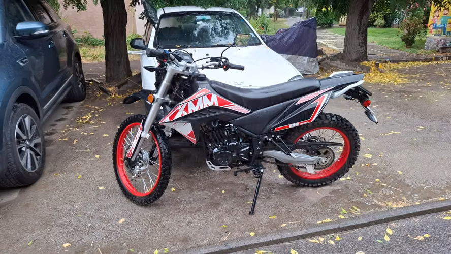 Motorrad XMM250 (2023)