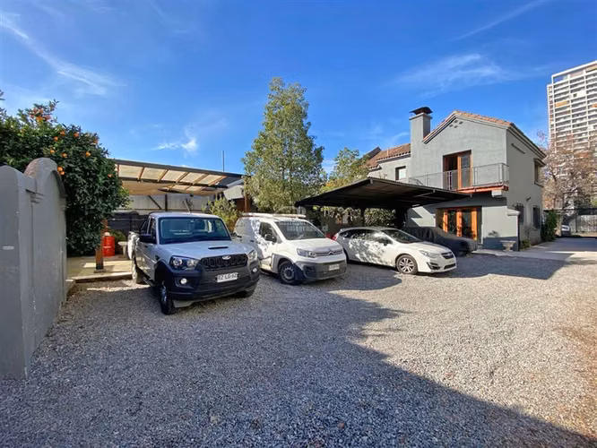 Casa remodelada apta comercio y oficina, arriendo en Ñuñoa - Imagen 2