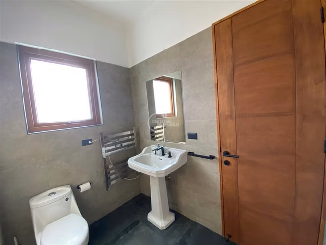 Casa remodelada apta comercio y oficina, arriendo en Ñuñoa - Imagen 17