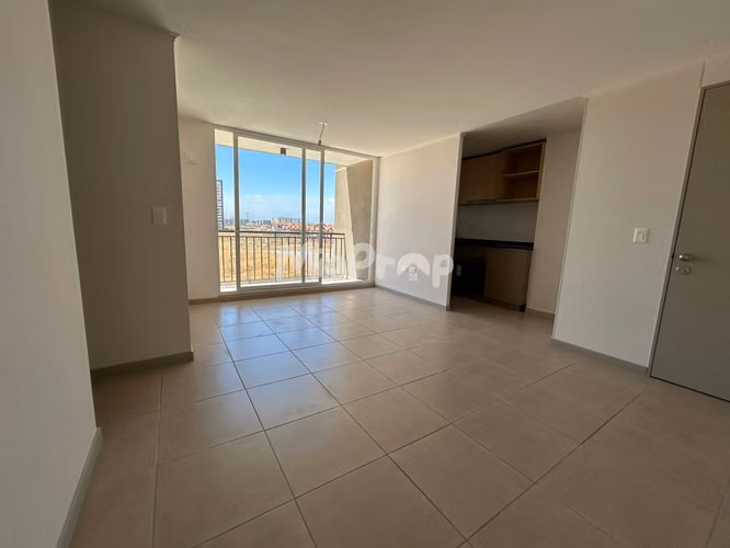 SE ARRIENDA DEPTO 3D2B CON ESTACIONAMIENTO SECTOR RESIDENCIAL - Imagen 3