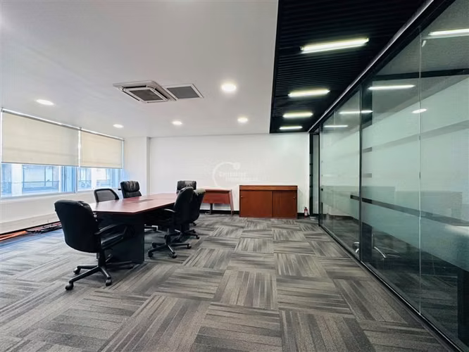 7 privados, sala de reuniones, 4 baños, 1 estac, Santiago - Imagen 16