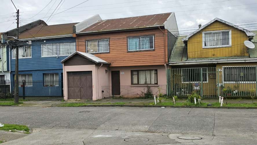 Temuco – Casa 3D Sala de estar – Cerca Feria Pinto - Imagen 11