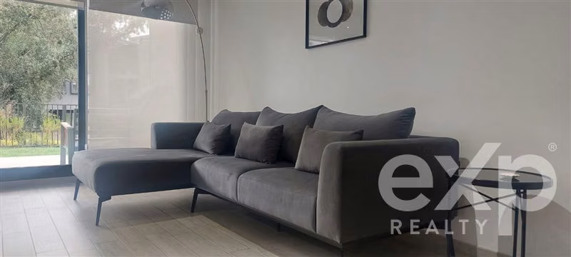 Townhouse en venta de 4 dorm. en Peñalolén