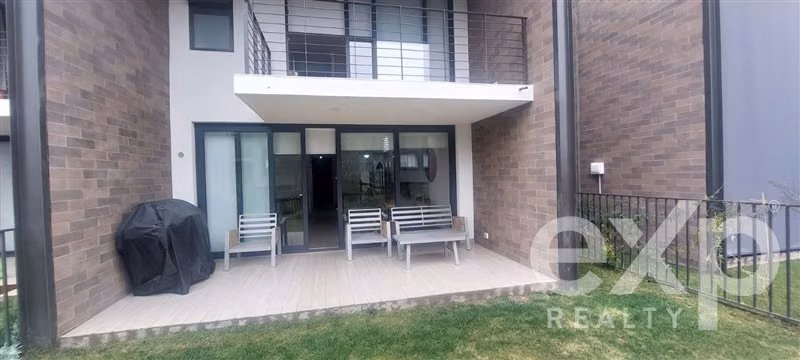 Townhouse en venta de 4 dorm. en Peñalolén