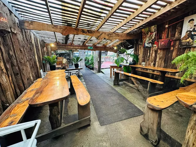 VENTA CASA CON RESTAURANTE ESMERALDA QUILPUE (181397) - Imagen 4